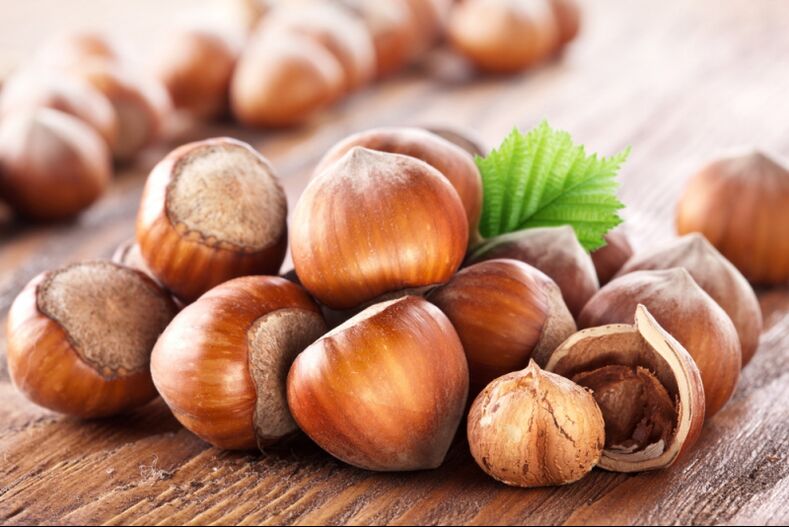 Att äta hasselnötter ökar manlig libido